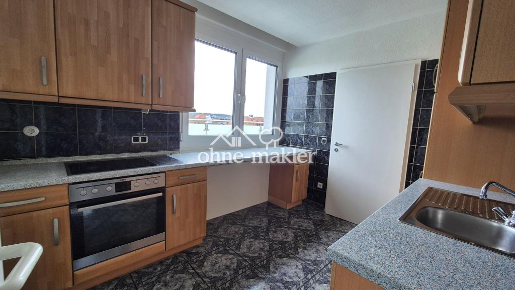 Renoviertes Penthouse mit Dachterrasse und Rundumblick – 5 Zimmer in der City - Photo 3