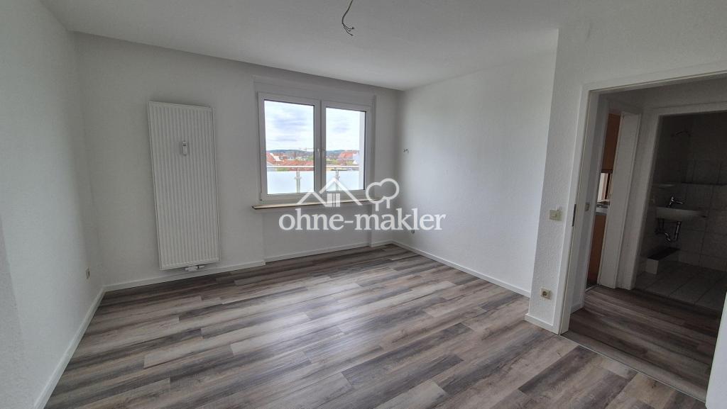 Renoviertes Penthouse mit Dachterrasse und Rundumblick – 5 Zimmer in der City - Photo 2