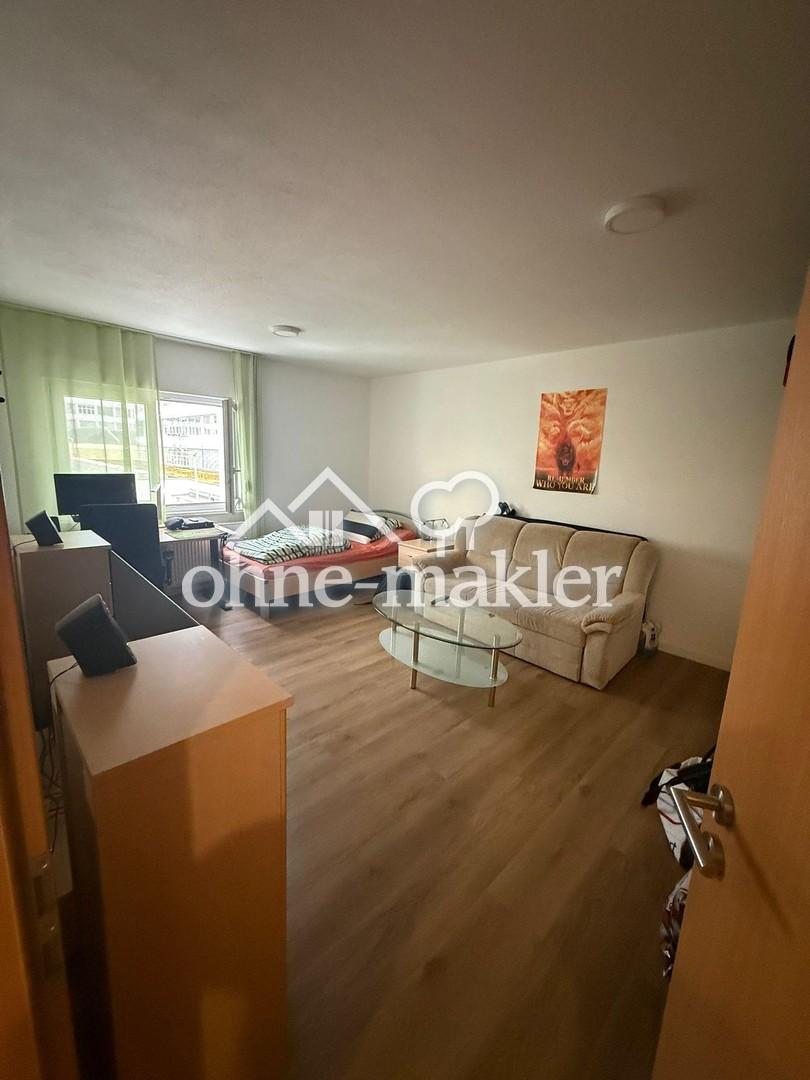 Exklusive 3 - Zimmer-Wohnung in zentraler Lage mit großem Balkon - Photo 1