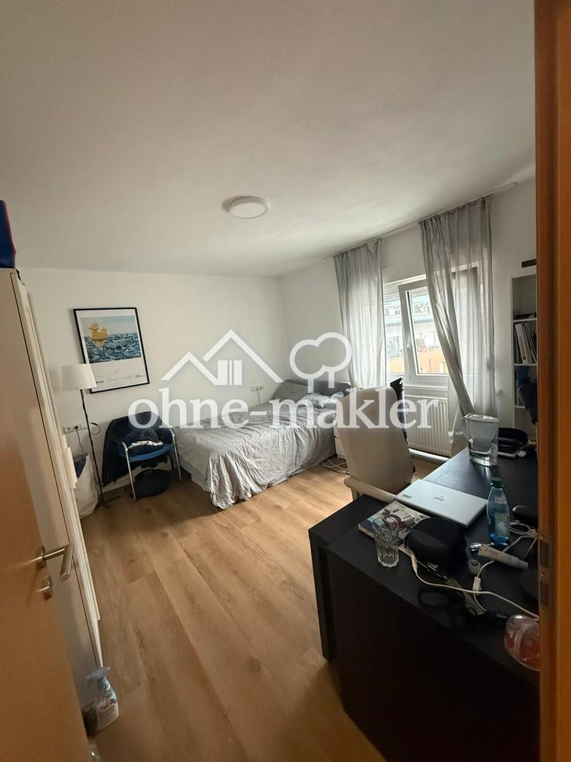 Exklusive 3 - Zimmer-Wohnung in zentraler Lage mit großem Balkon - Photo 5