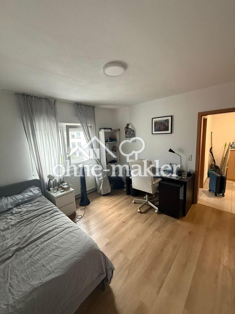 Exklusive 3 - Zimmer-Wohnung in zentraler Lage mit großem Balkon - Photo 4