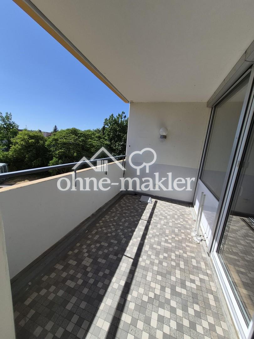 Helle 2,5-Zimmer-Wohnung mit Einbauküche, Südbalkon und Tiefgaragenstellplatz in Immenstaad - Photo 5