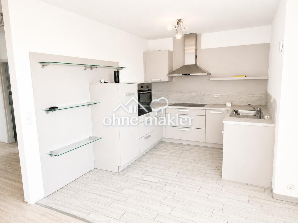 Helle 2,5-Zimmer-Wohnung mit Einbauküche, Südbalkon und Tiefgaragenstellplatz in Immenstaad - Photo 3