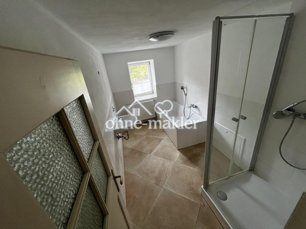 Stilvolle 4-Zimmer-Maisonette-Wohnung in einem kernsanierten Gutshaus im Chiemgau - Foto 5
