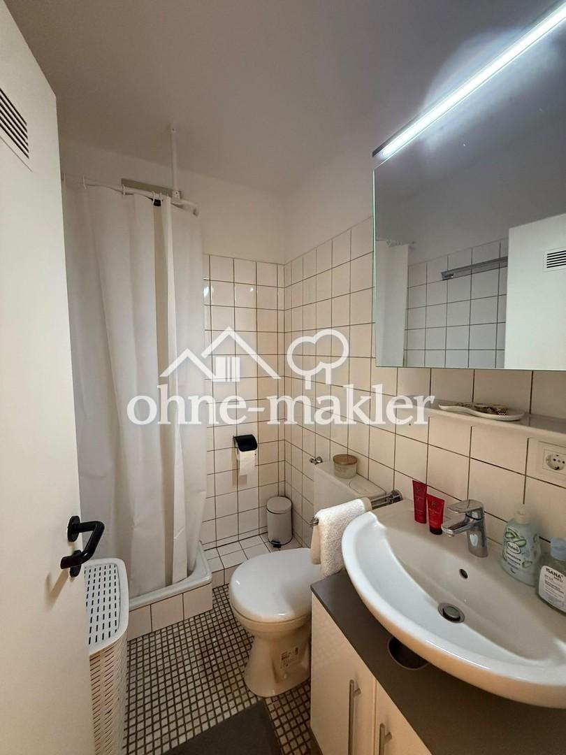 Von priv. - schönes 1-Zi. Single-Appartement in Paderborn Schloß Neuhaus, ruhige Lage m. Balkon 2.OG - Photo 5