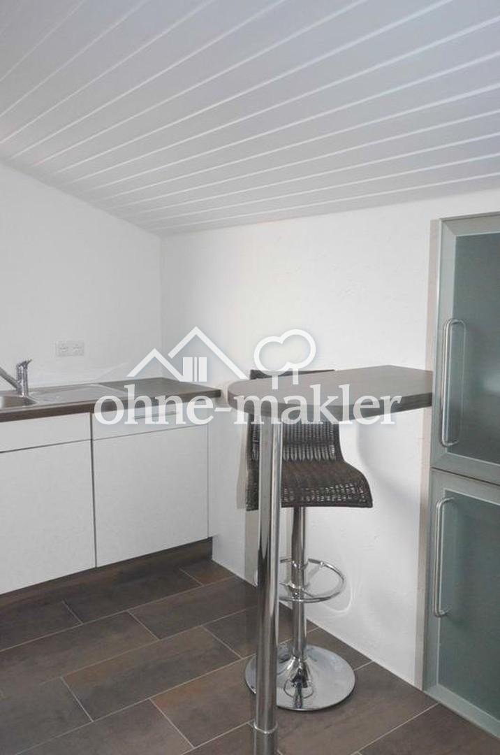 Helle 2-Zimmer DG mit Balkon, Kamin in sehr guter Wohnlage auf der Gerlinger Schillerhöhe - Photo 3