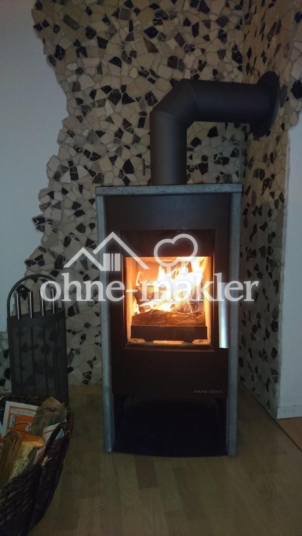 Charmante 2,5-Zimmer-Maisonette mit ausgebautem Spitzboden über den Dächern von Zuffenhausen - Photo 2