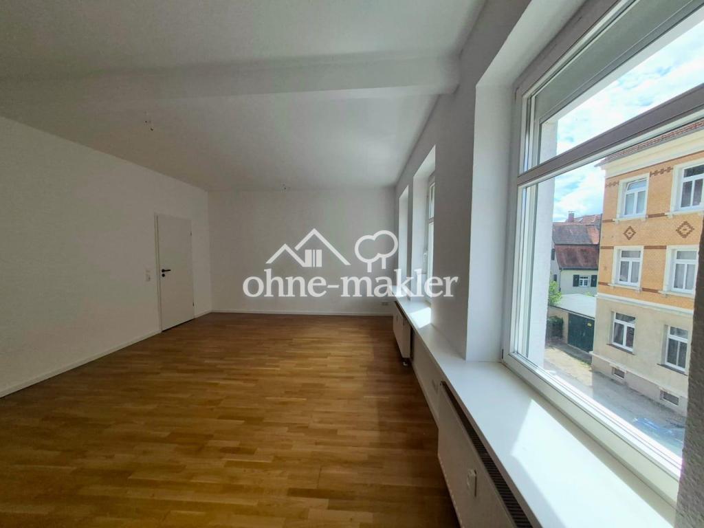Helle, frisch renovierte 3-Raum Wohnung in attraktiver Lage von Zwenkau - Photo 1