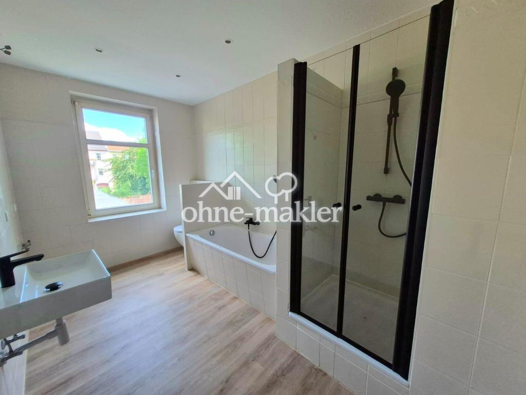 Helle, frisch renovierte 3-Raum Wohnung in attraktiver Lage von Zwenkau - Foto 4
