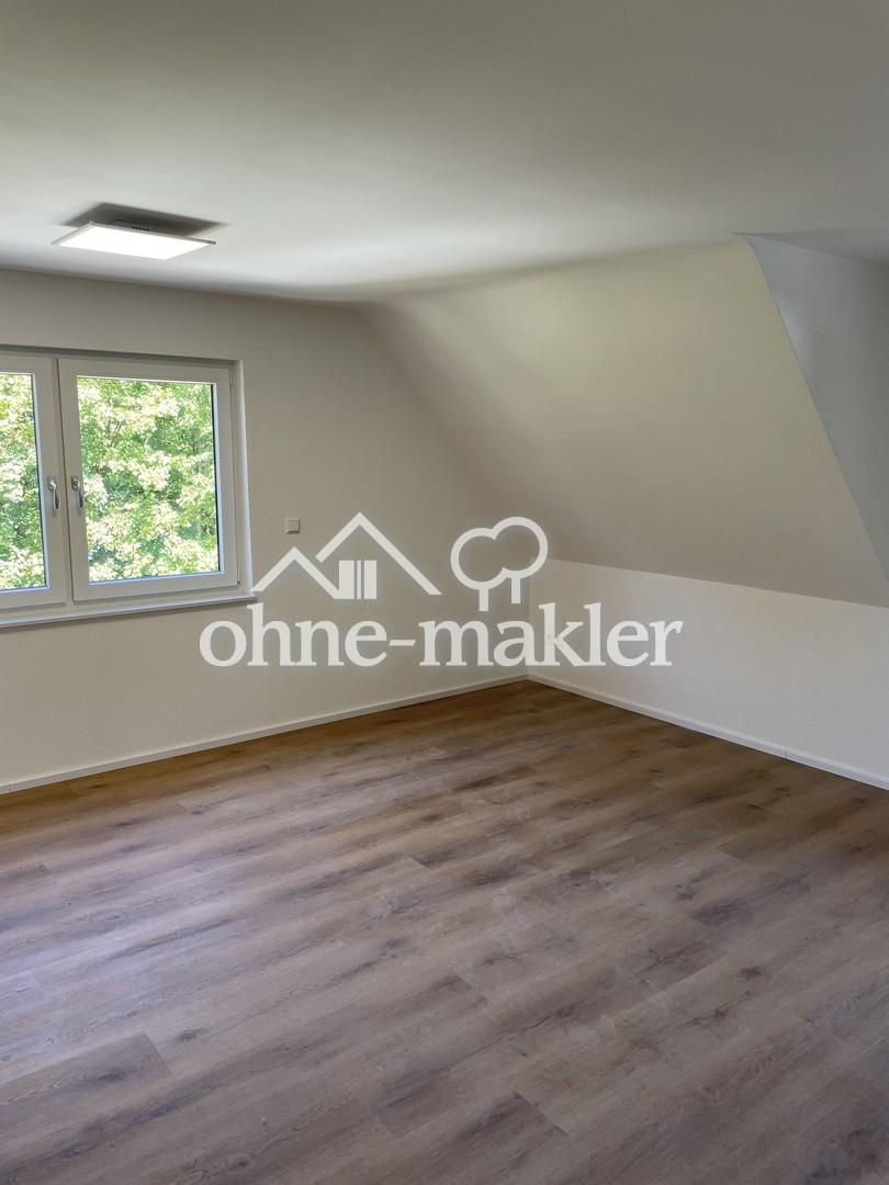 Modern sanierte 2-Zimmer-Wohnung mit Einbauküche und Garage in Ludwigsburg-Hoheneck - Photo 5