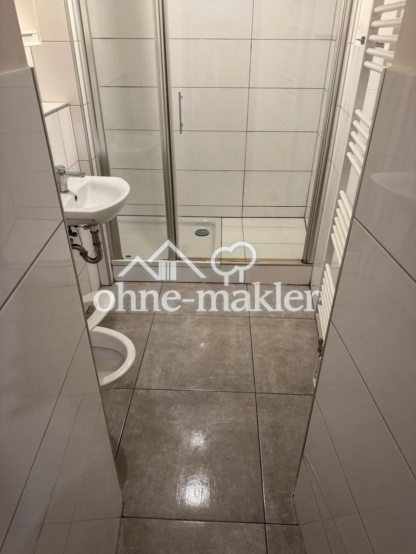 Großzügige Altbauwohnung mit Gartenbenutzung – 2 Zimmer, bei Bedarf 3 Zimmer realisierbar - Photo 3