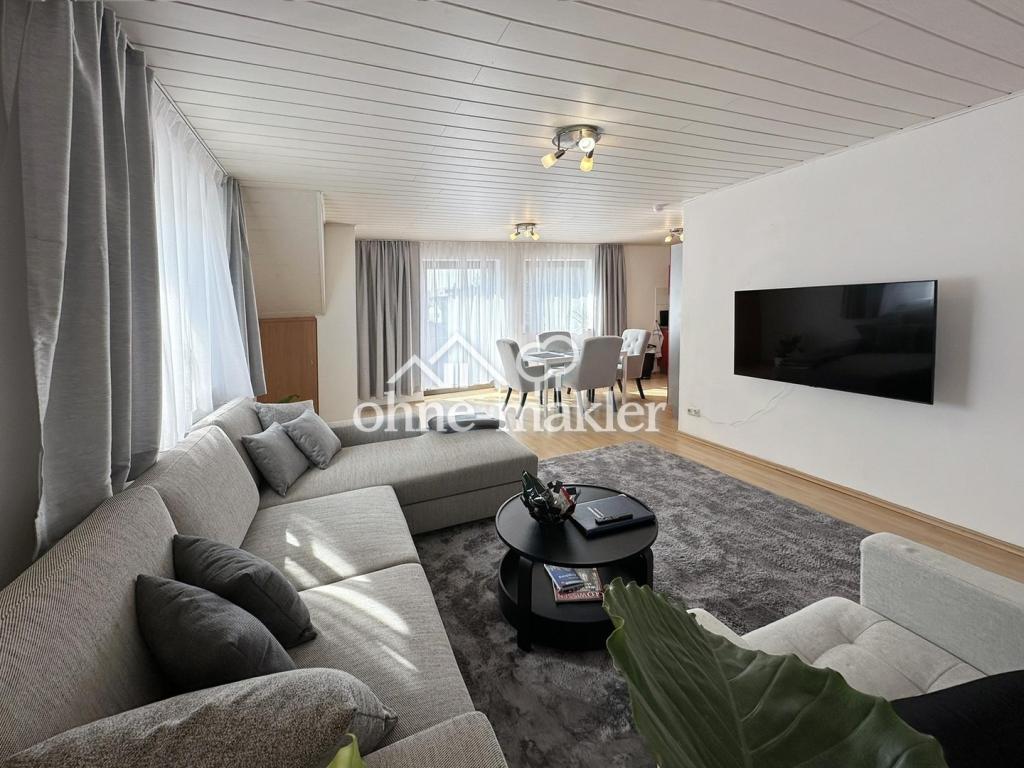 Helle 2-Zimmer Dachgeschosswohnung in Augsburg-Kriegshaber - Foto 2