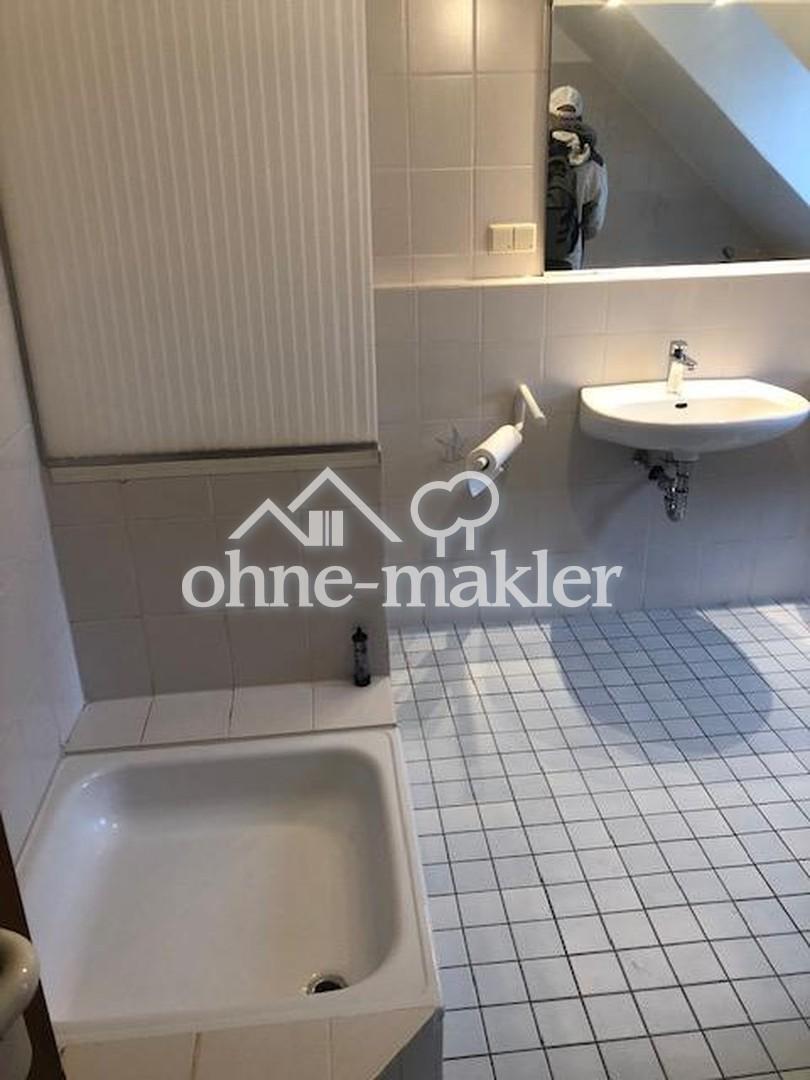 Für sportliche Individualisten: DG Wohnung mit Balkonn - Photo 2