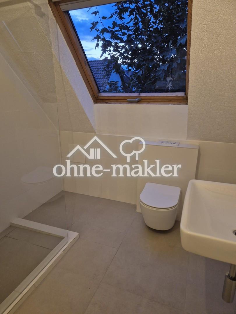 Frisch sanierte 3-Zimmer-Maisonette mit 2 Bädern & großem Balkon – 79 qm – Bezugsfrei ab 01.07. - Foto 2