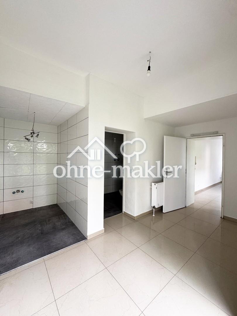 Modern sanierte 2-Zimmer-Souterrainwohnung in Duisburg - Photo 1