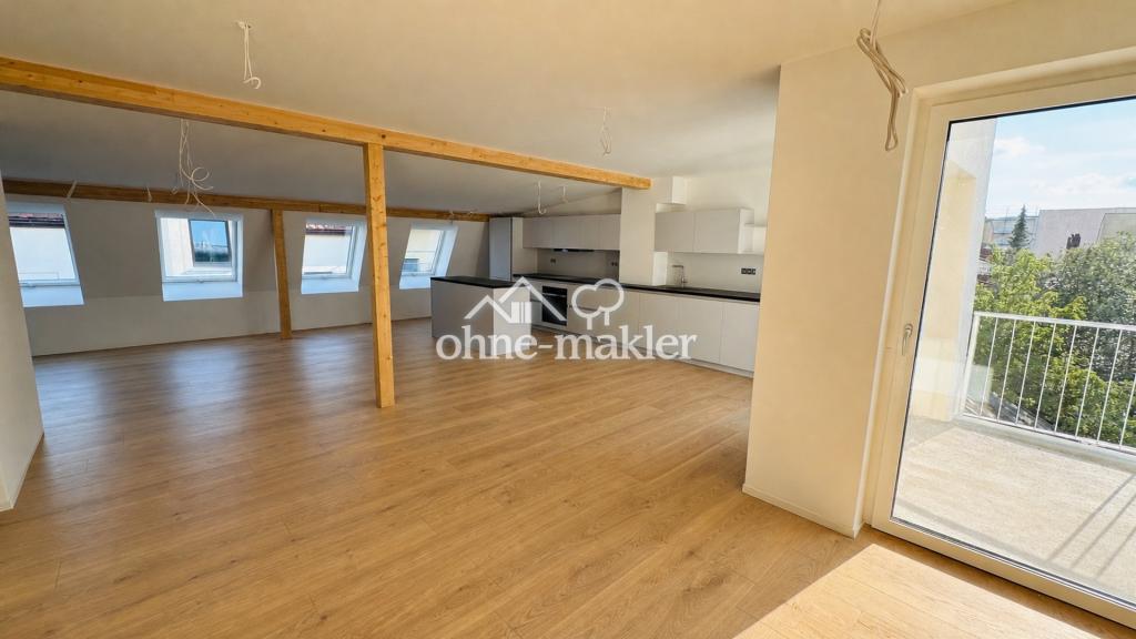 Charmante 4-Zimmer-Maisonette-Dachgeschosswohnung im ruhigen Rückgebäude - Photo 4