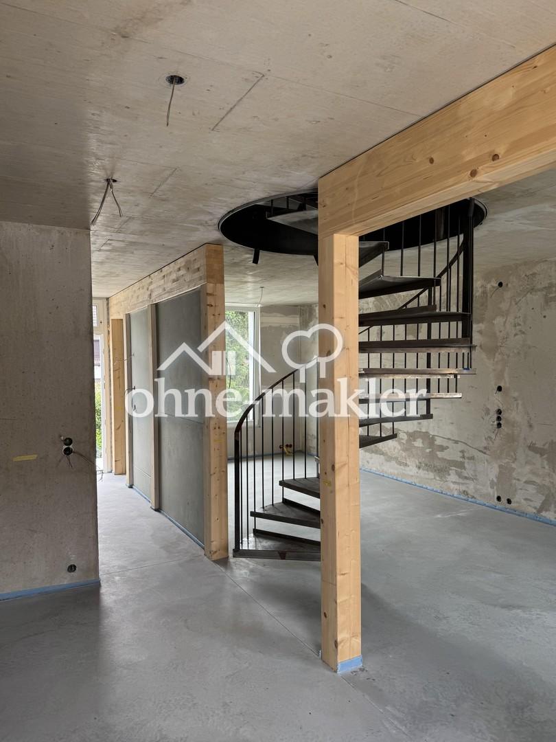 Architekten-Maisonette-Wohnung mit 2 Balkonen: Erstbezug 01.08 - Foto 3