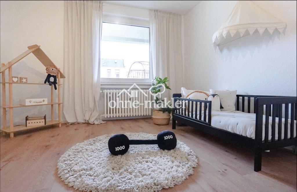 Großzügig wohnen in Bahnhofsnähe – helle 3-Zimmer-Wohnung mit Einbauküche - Foto 4