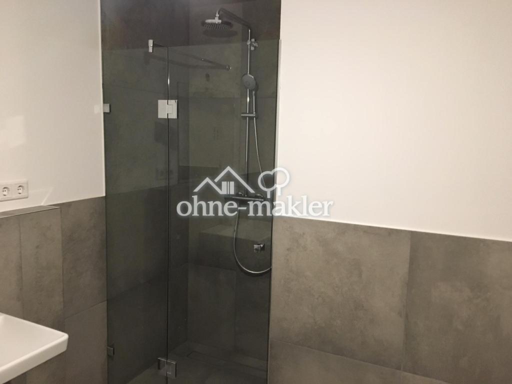 ruhig und komfortabel Wohnen mit Burgblick, große Terrasse - Photo 5