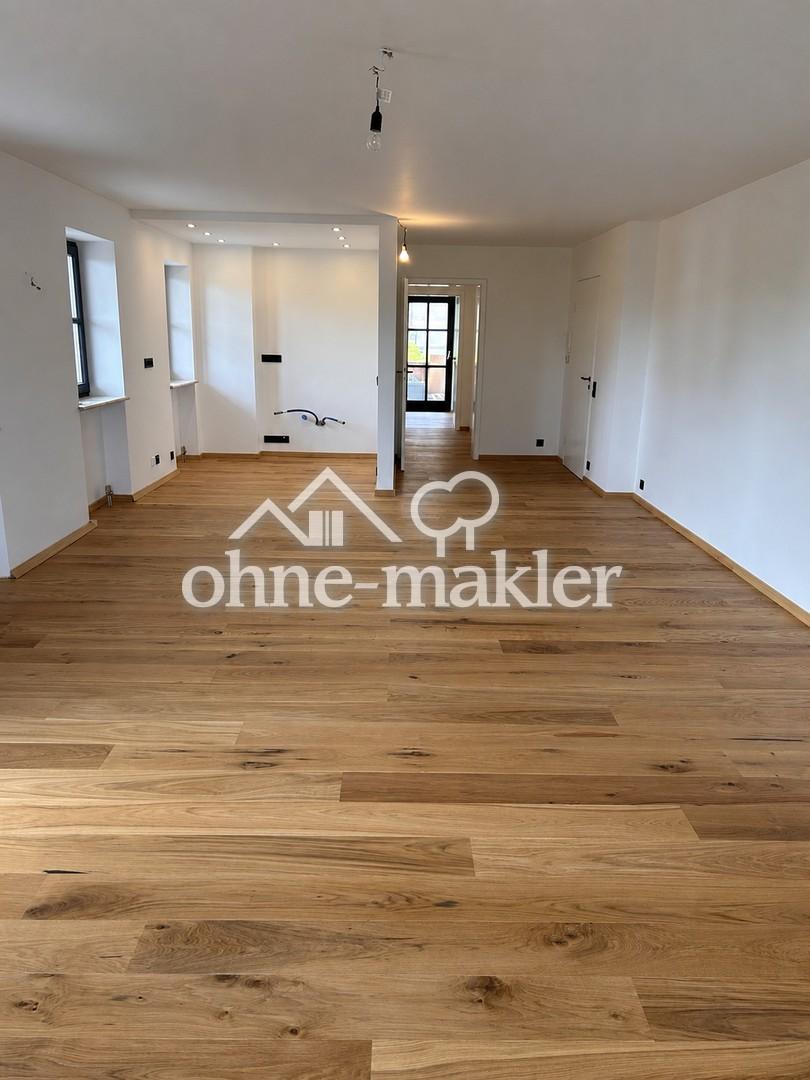 Großzügiger Wohnbereich, 50 m² Dachterrasse und Bergblick – Wohnen in Aschau - Photo 1