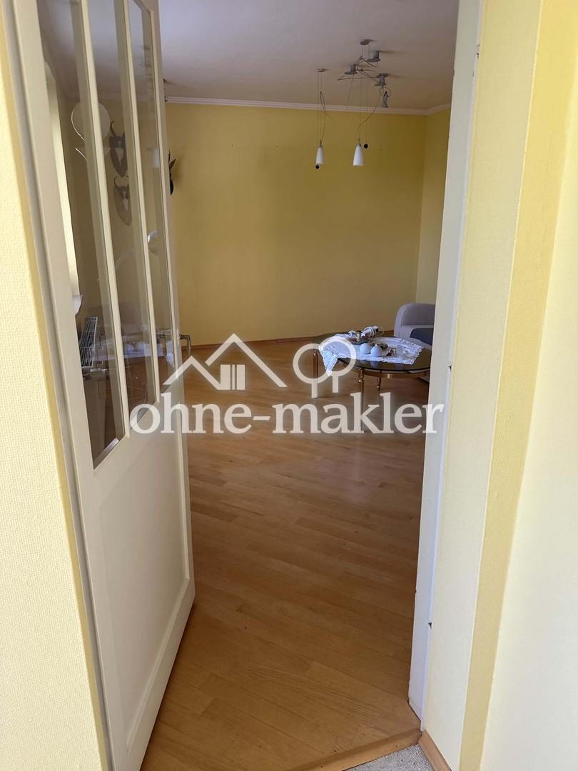 Großzügig wohnen mit Garten : 4-Zimmer-Wohnung in Berlin-Mahlsdorf - Foto 1