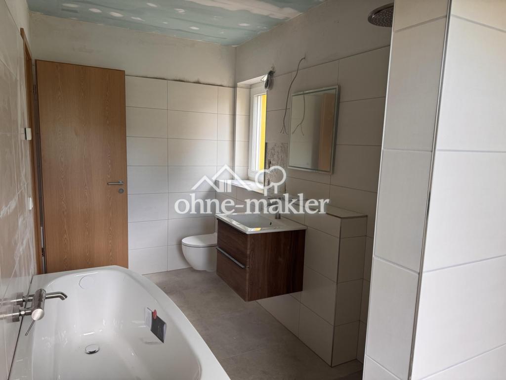 Haushälfte mit Garten : 2- und oder 4 /5 Zimmer-Wohnung in Berlin-Mahlsdorf - Foto 3