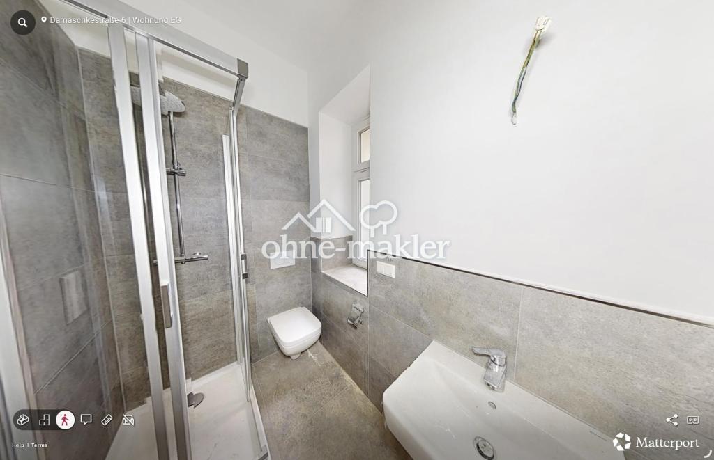 Erstbezug: Modernisierte, helle & zentrale Altbau-Wohnung (2 Zimmer, Hochparterre) - Photo 4
