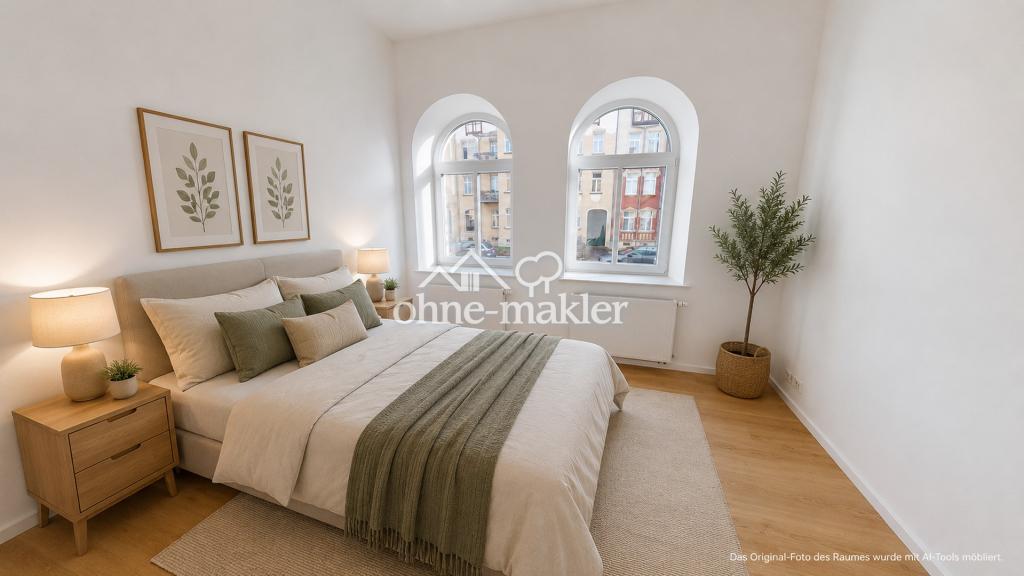 Erstbezug: Modernisierte, helle & zentrale Altbau-Wohnung (2 Zimmer, Hochparterre) - Foto 2