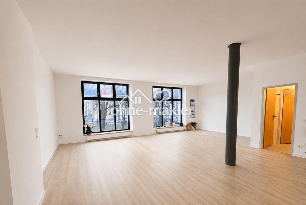 Top! Renovierte 5-Raum Wohnung - zentral gelegen, Blick ins Grüne inkl. Stellplatz - Foto 2