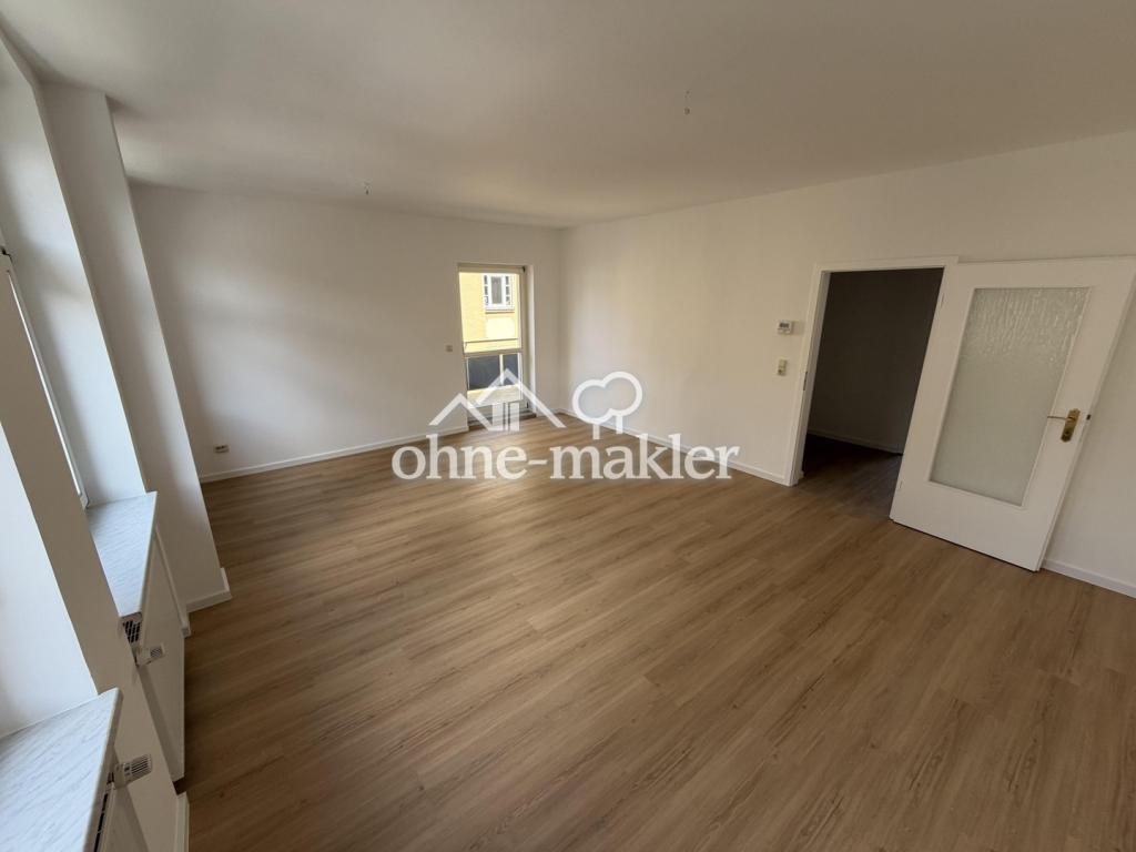 Zentrumsnahe, ruhige 2,5-Zimmer-Wohnung mit Balkon in Brühlervorstadt - Photo 2