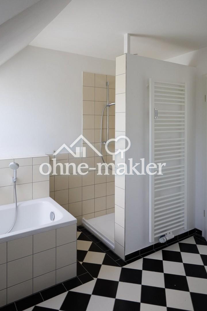 frisch renovierte 3-Zimmer-DG-Altbauwohnung, 95m², mit Garten – bezugsfrei in Kirchheim Teck - Foto 1