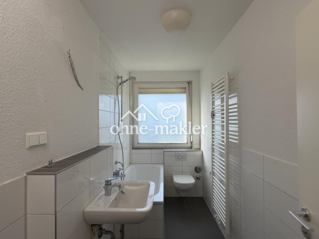 Sommer auf dem Balkon: Großzügige, gepflegte 3,5-Zimmer-Wohnung - Photo 3