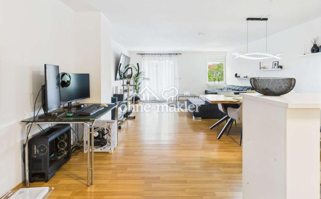 Zentrale & renovierte 2-Zimmer-Stadtwohnung in Ludwigsburg, mit neuer EBK und TG-Stellplatz! - Foto 3