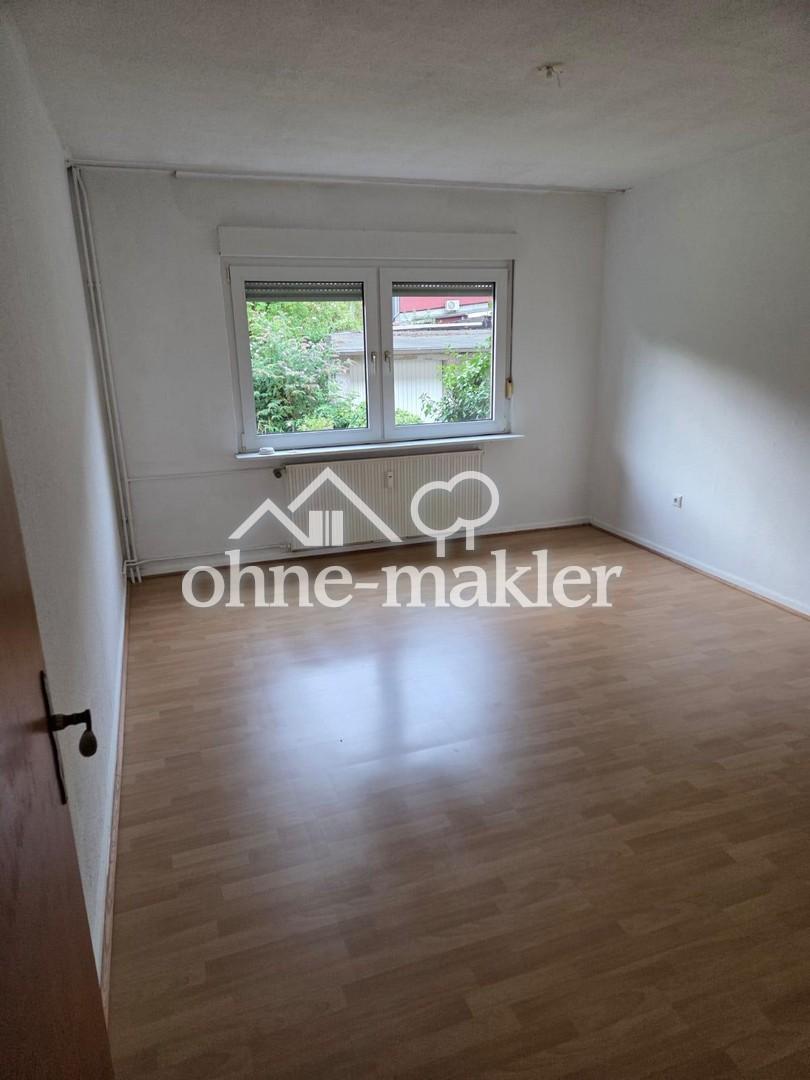 Schöne helle Erdgeschoßwohnung mit eigenen Gartenanteil - Photo 1