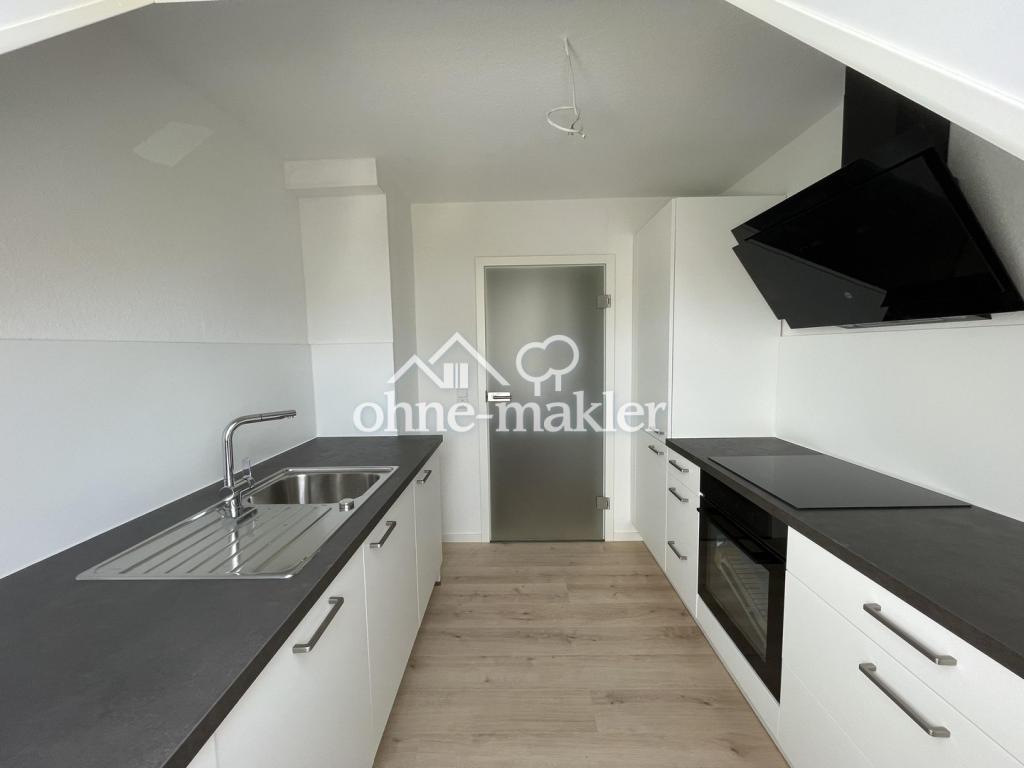 Erstbezug nach Sanierung: Helle 3-Zi.-DG-Wohnung mit Blick auf Burg & Stadt - Foto 5