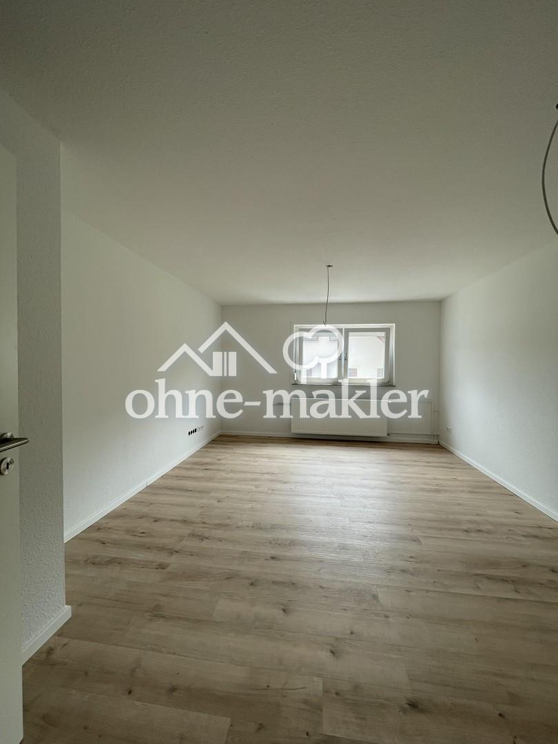 Erstbezug nach Sanierung: Helle 3-Zi.-DG-Wohnung mit Blick auf Burg & Stadt - Foto 2