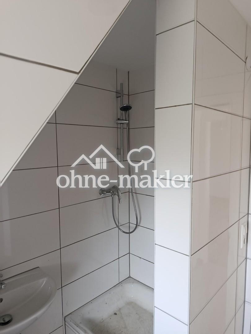 Komplett renovierte 3 Zimmer DG-Maisonette Wohnung in Holzgerlingen - Foto 3