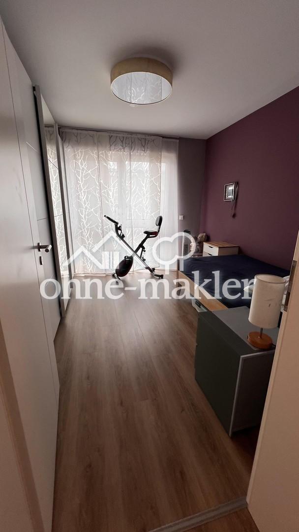 Teilmöblierte barrierearme 3 Zimmer Wohnung mit Balkon und Aufzug in ruhiger Lage - Photo 2