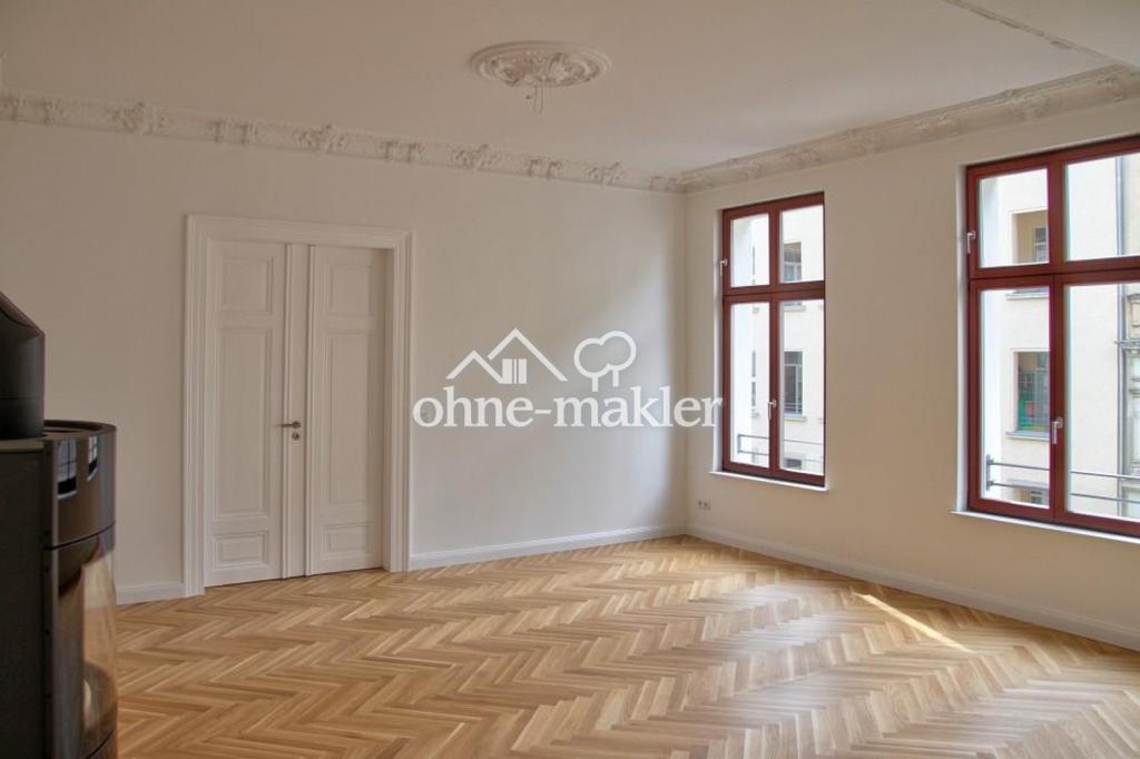 Luxus 3-Zimmer-Wohnung mit Einbauküche, Kamin und großem Balkon - Foto 1