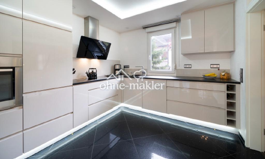 Raumwunder: Haus mit 6,5 Zimmern, hochwertiger EBK in Citylage - Photo 4