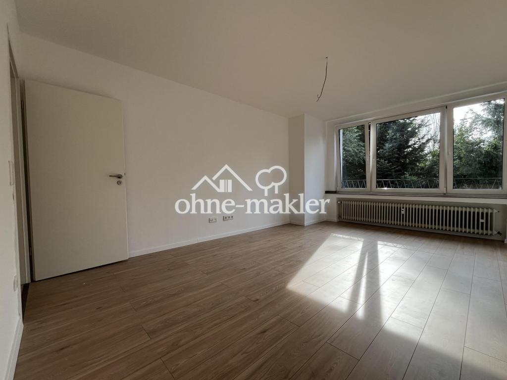 Frisch renovierte Wohnung mit 2,5 Zimmern, Balkon und Küche - Foto 1