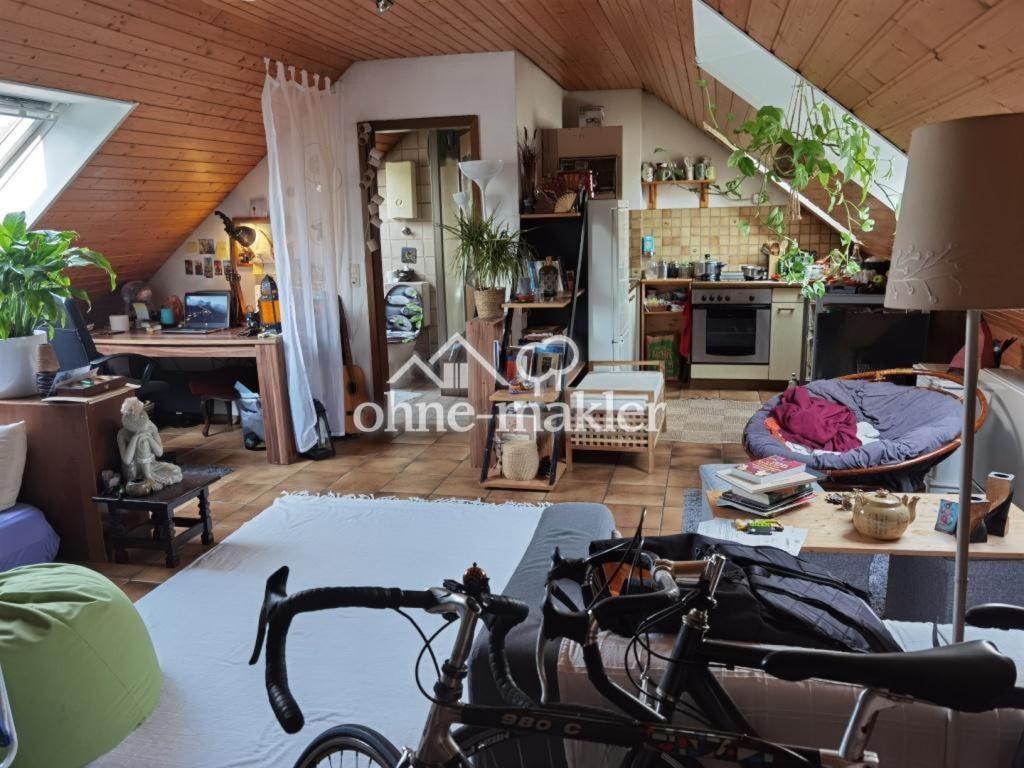 Frisch renovierte 1-Zimmer-Wohnung mit Balkon und Einbauküche - Photo 3