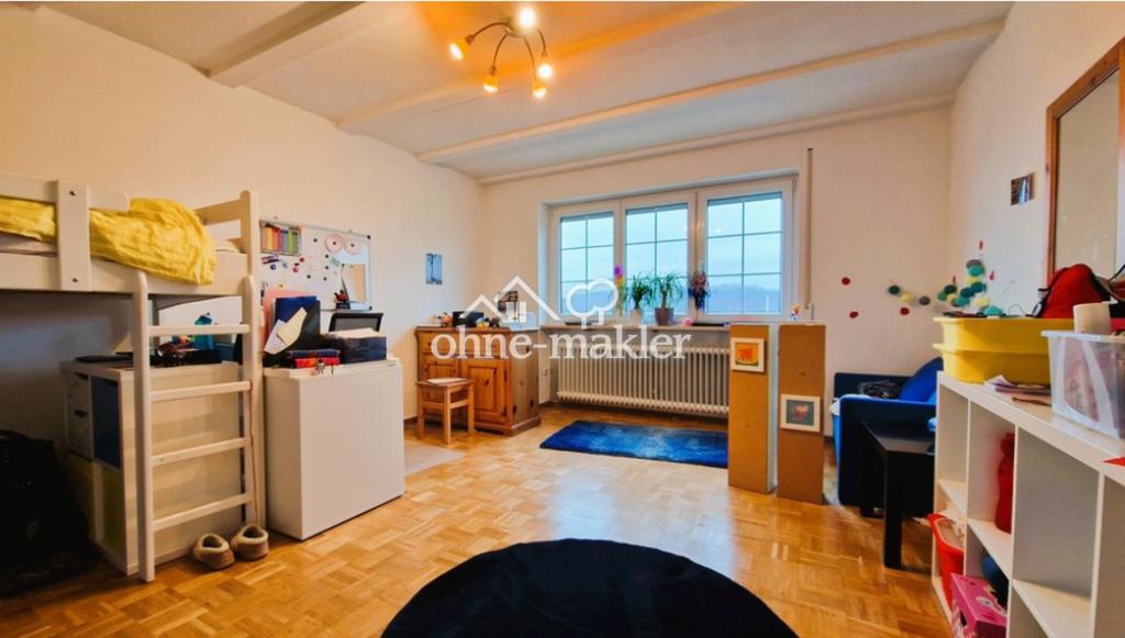 6-Zimmer-Wohnung in ruhiger Lage - Photo 1