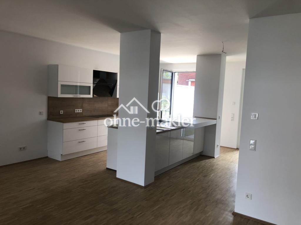 Exklusive 3,5 Zimmer-Maisonettewohnung im Townhouse-Stil mit 133m³ Wohnfläche (Stadtzentral) - Photo 3
