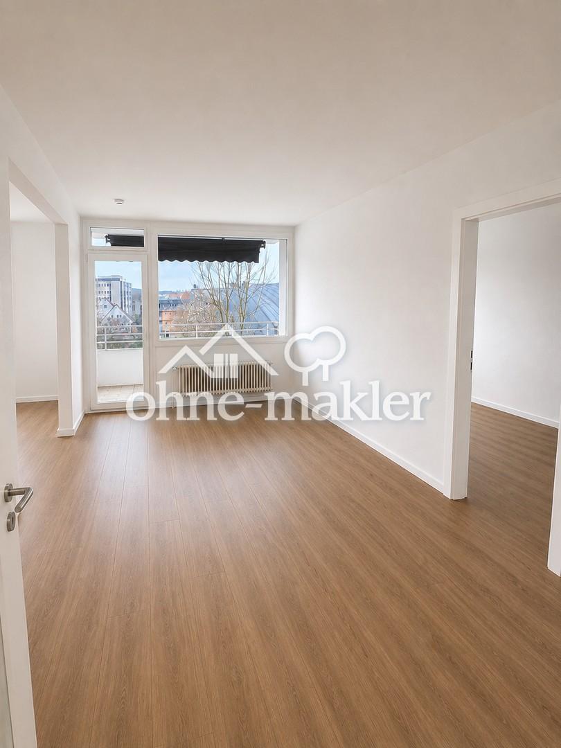Frisch renovierte 2-Zimmer-Wohnung mit Südostbalkon & Einbauküche - Foto 2
