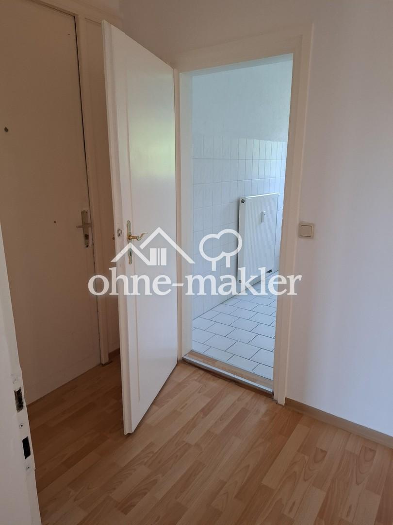 3-Raum-Wohnung, große Küche, 1.OG rechts, Bad mit Fenster, Wanne und Dusche, Gartennutzung mgl. - Photo 3