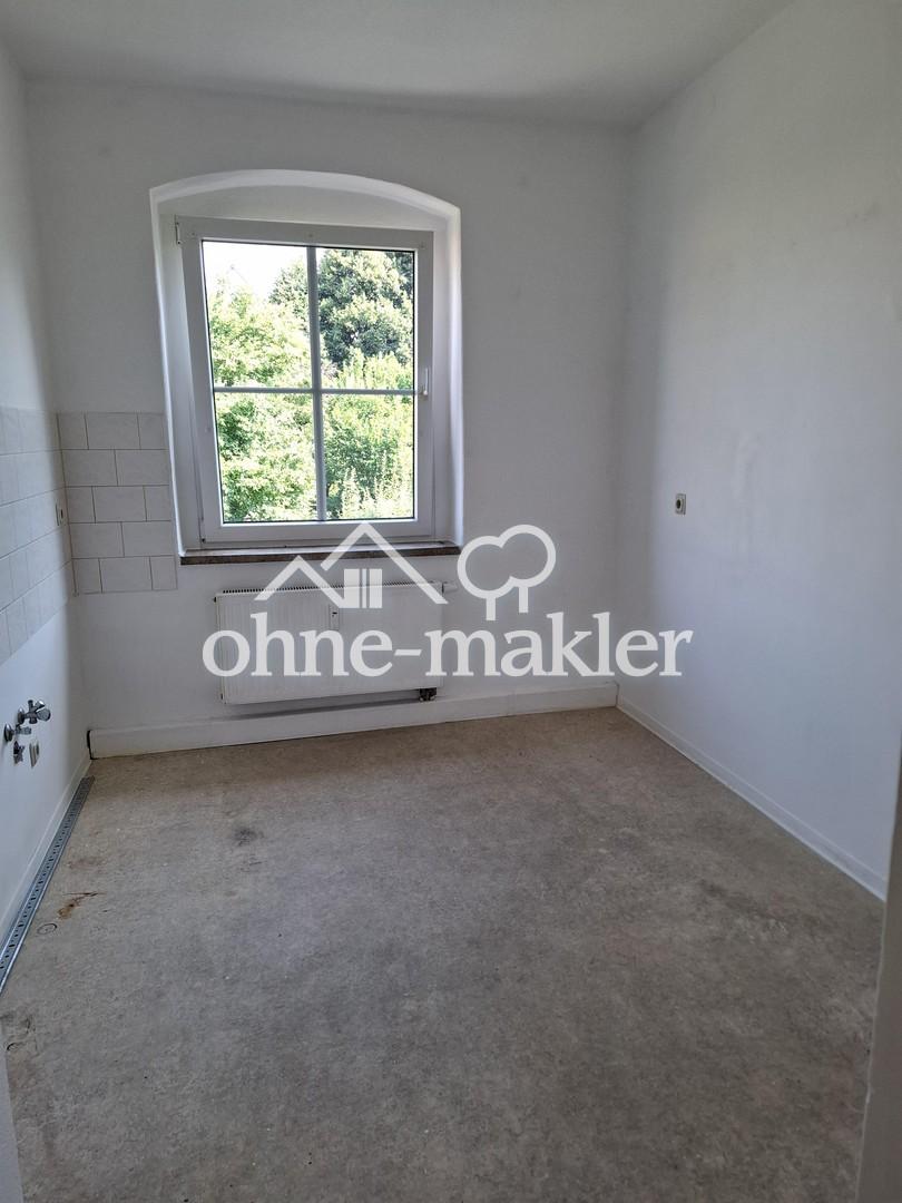 3-Raum-Wohnung, große Küche, 1.OG rechts, Bad mit Fenster, Wanne und Dusche, Gartennutzung mgl. - Photo 1