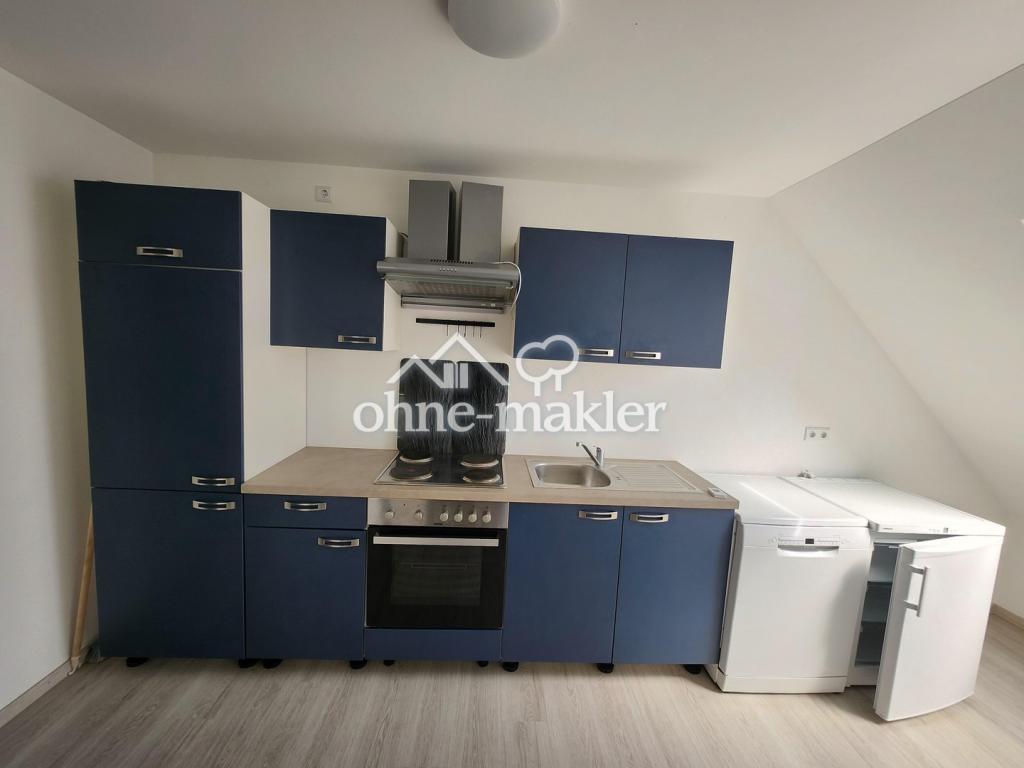 Sofort bezugsfrei! Moderne Dachgeschosswohnung mit Glasfaser, Balkon – inklusive Küchenzeile. - Foto 1