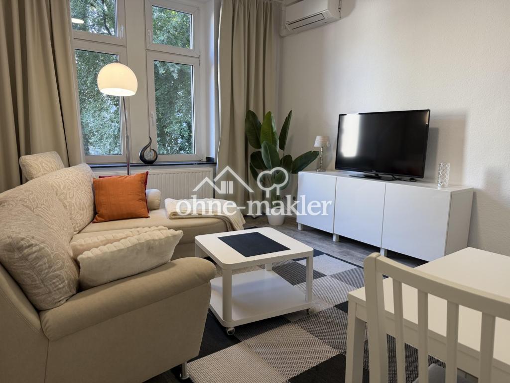 klimatisiert, löffelfertig vollständig möbliert und renoviert, 2 Zi, KDB und Balkon - Photo 4