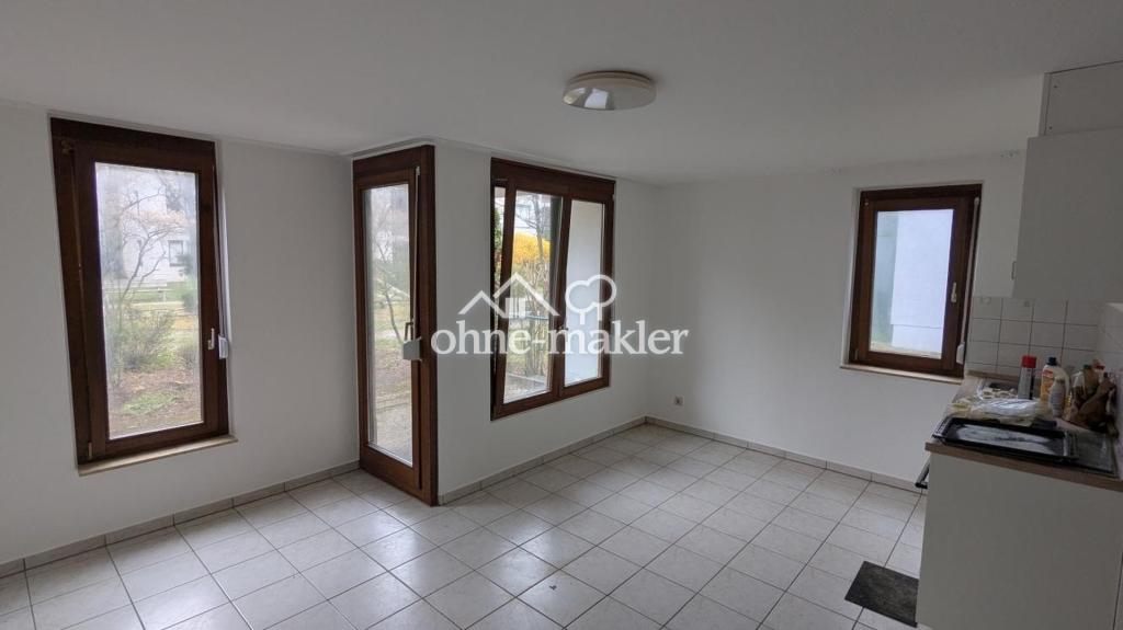 Großzügige 1-Zimmer-EG-Wohnung mit Terrasse und EBK in Stuttgart, S-Bahn 5 Minuten - Foto 1